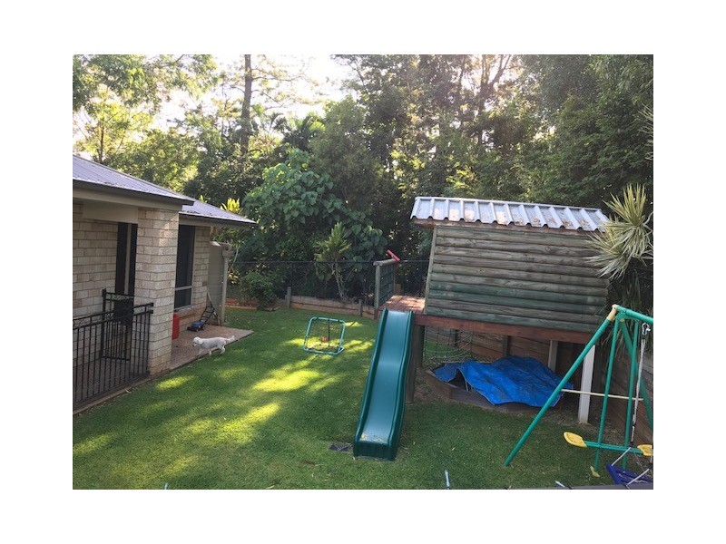 23 Ruwa Drive, Glass House Mountains QLD 4518