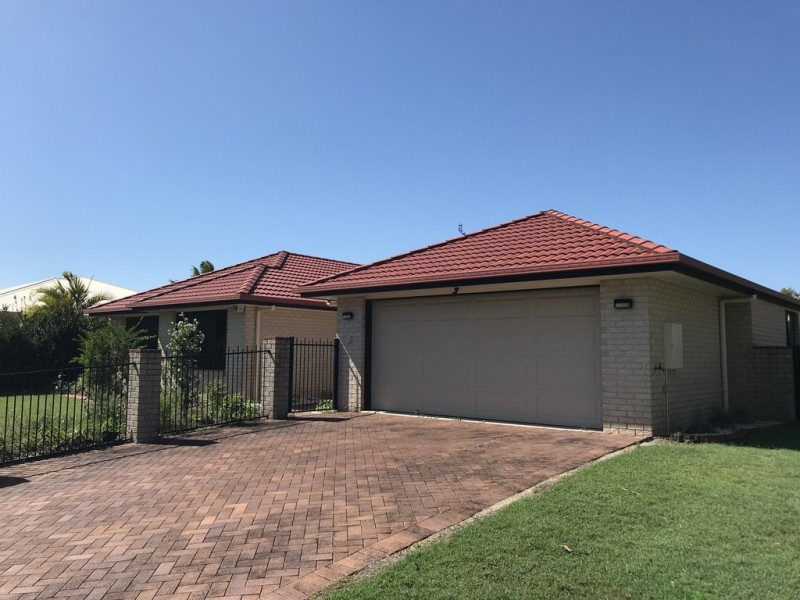 8 Matthew Crescent, Pelican Waters QLD 4551