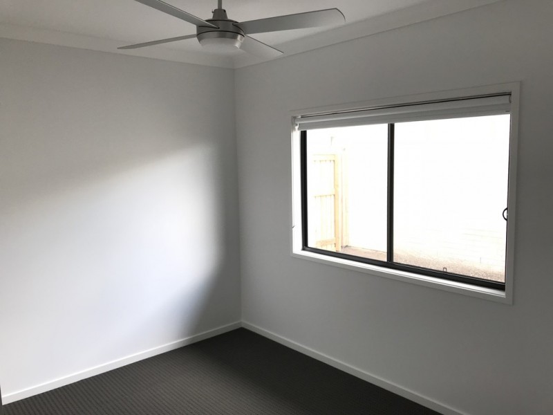 32 Steiner Crescent, Caloundra West QLD 4551