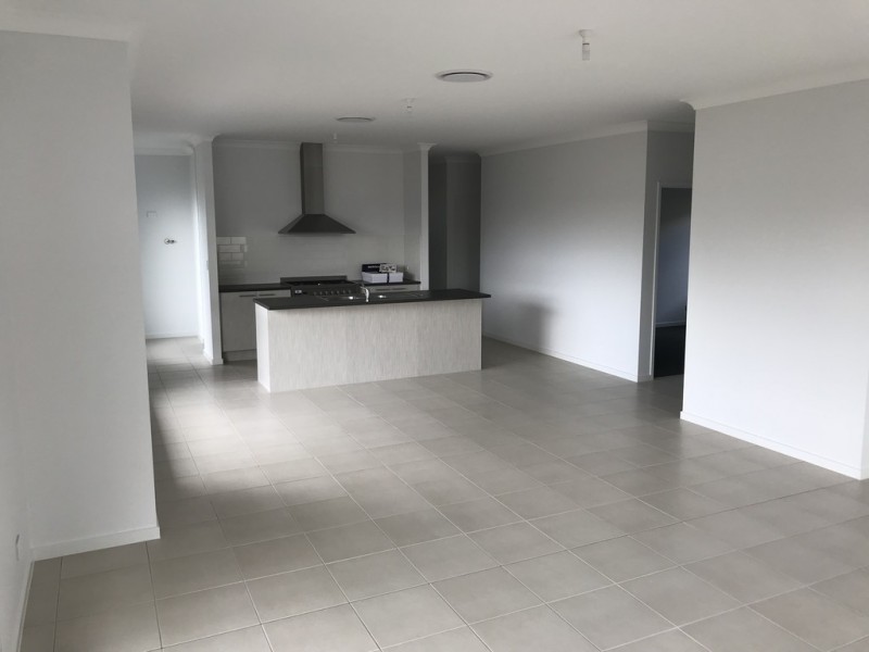 32 Steiner Crescent, Caloundra West QLD 4551