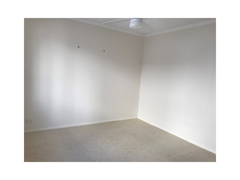 Unit 4/26 Moreton Parade, Kings Beach QLD 4551