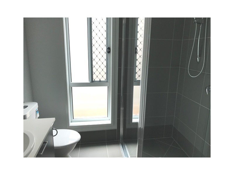 2 Haskins Street, Caloundra West QLD 4551