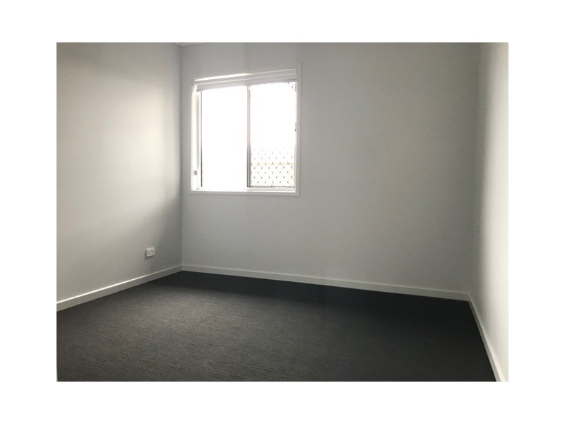 2 Haskins Street, Caloundra West QLD 4551