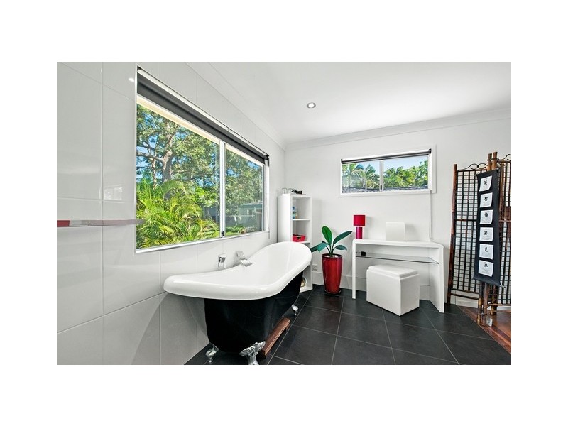 19 Albatross Avenue, Aroona QLD 4551