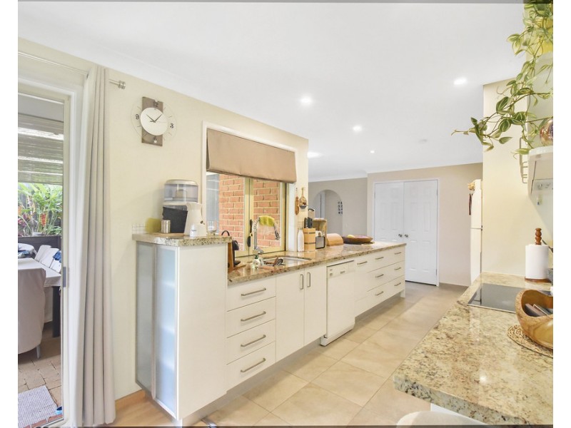 12 Minnow Court, Currimundi QLD 4551