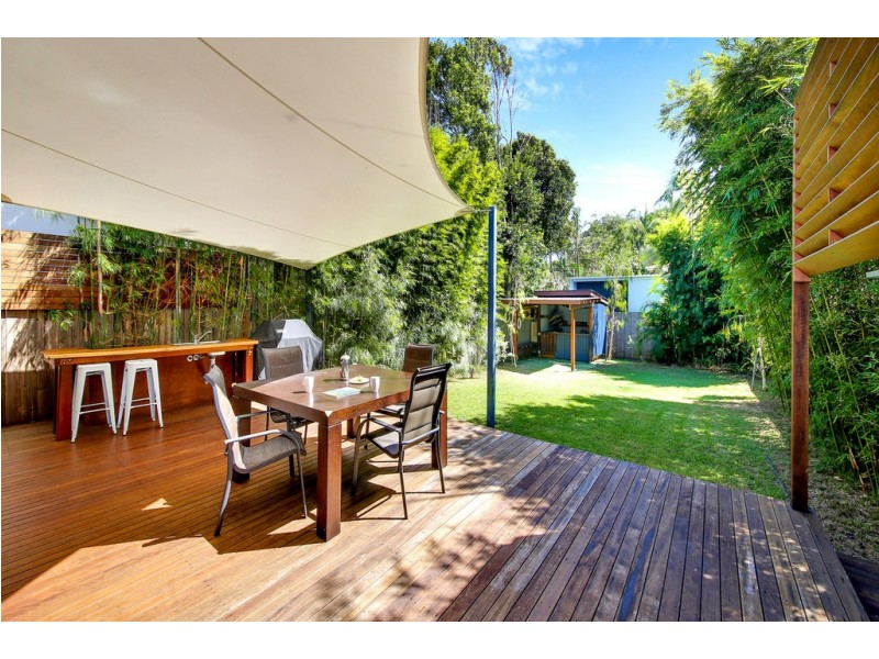 27 Roderick Street, Moffat Beach QLD 4551