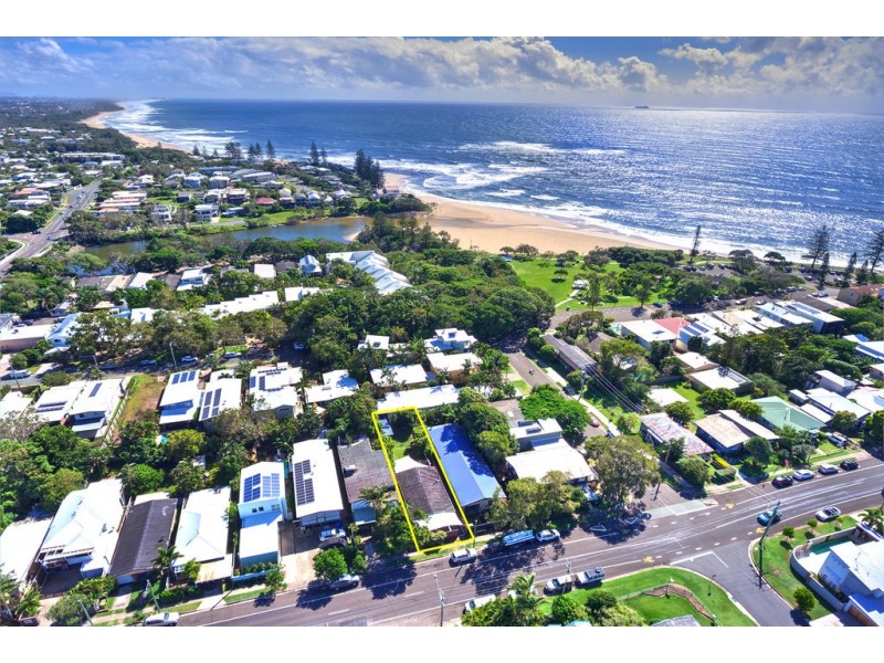 27 Roderick Street, Moffat Beach QLD 4551