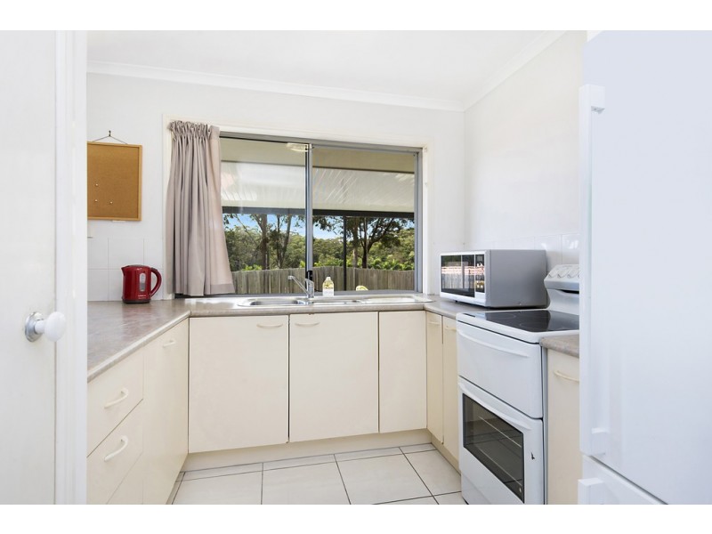 15 Pinanga Place, Little Mountain QLD 4551