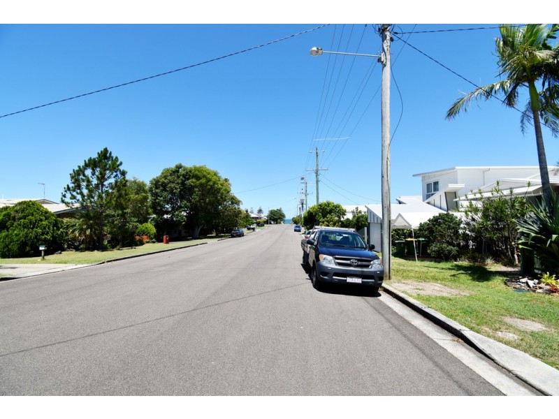 50 Cooroora Street, Dicky Beach QLD 4551