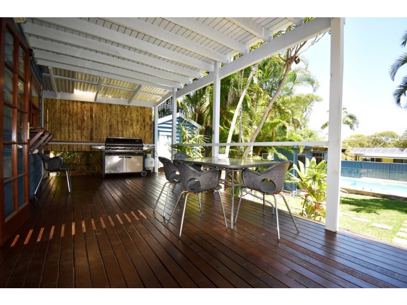 50 Cooroora Street, Dicky Beach QLD 4551