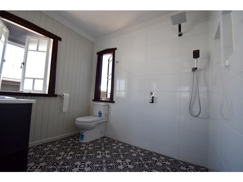 50 Cooroora Street, Dicky Beach QLD 4551