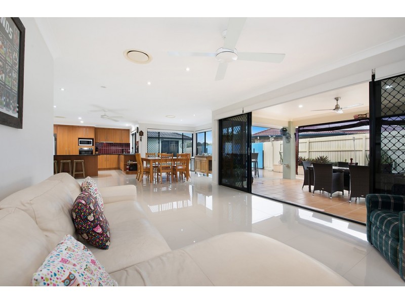 4 Prow Street, Caloundra West QLD 4551