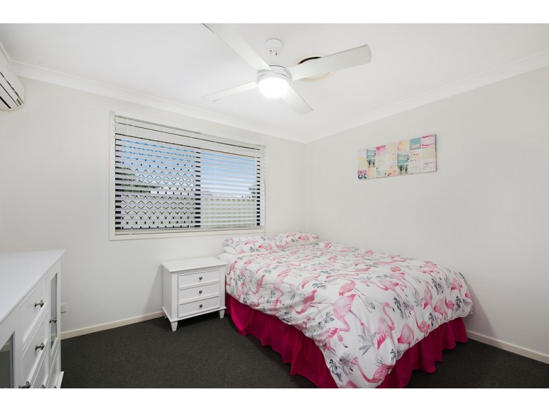 4 Prow Street, Caloundra West QLD 4551
