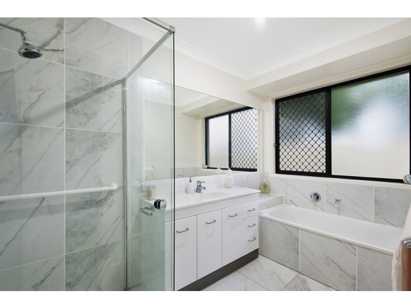 4 Prow Street, Caloundra West QLD 4551