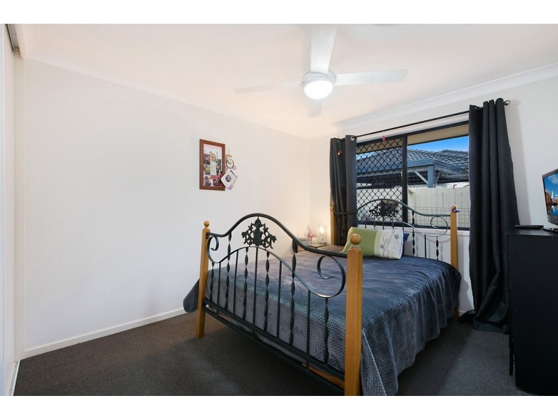 4 Prow Street, Caloundra West QLD 4551