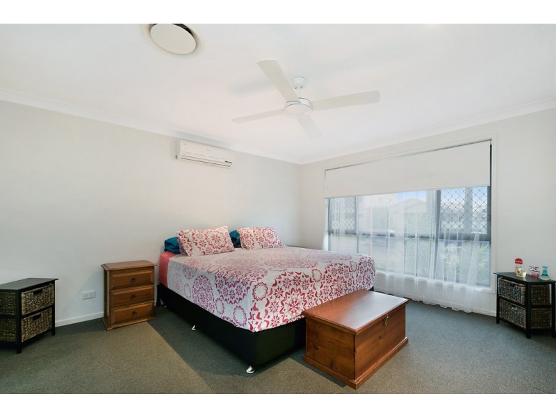 4 Prow Street, Caloundra West QLD 4551