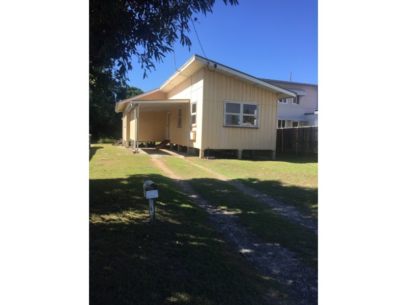 27 Kennedy Parade, Golden Beach QLD 4551