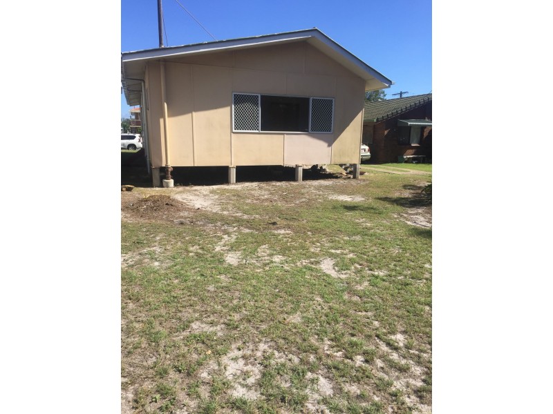 27 Kennedy Parade, Golden Beach QLD 4551