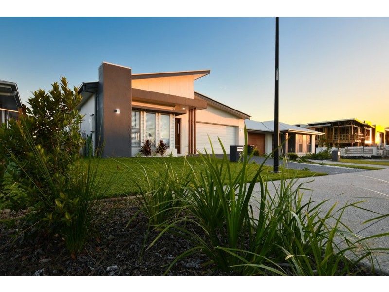 9 Dunlop Crescent, Caloundra West QLD 4551