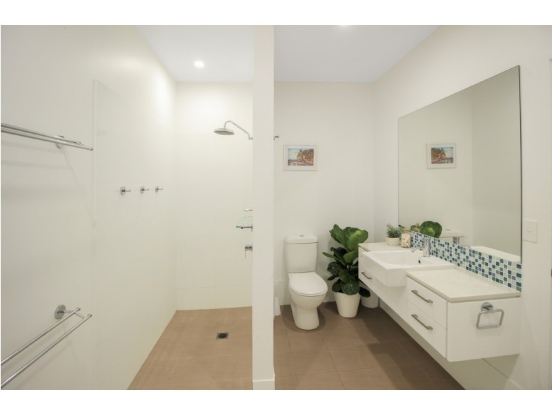 174 Esplanade, Golden Beach QLD 4551