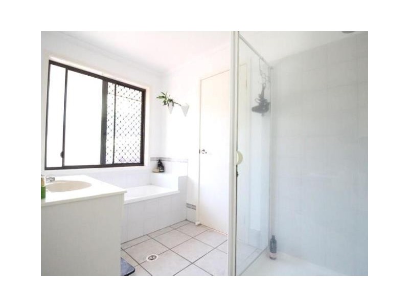 9 Brigalow Street, Caloundra West QLD 4551