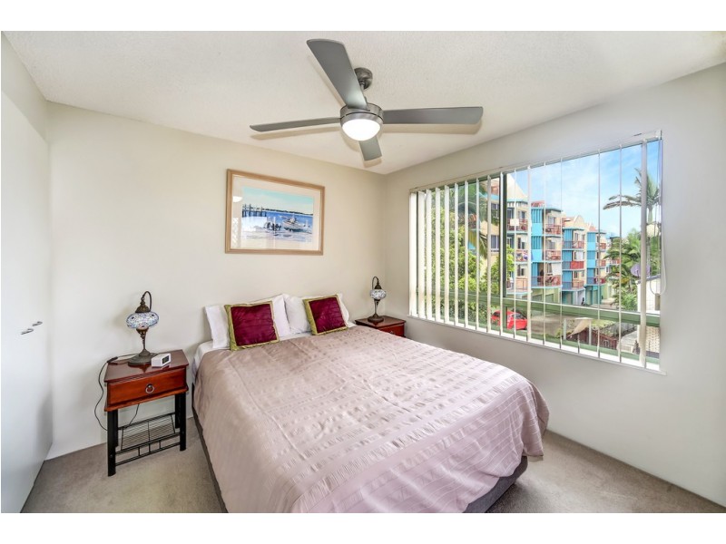 Unit 5/38A King Street, Kings Beach QLD 4551