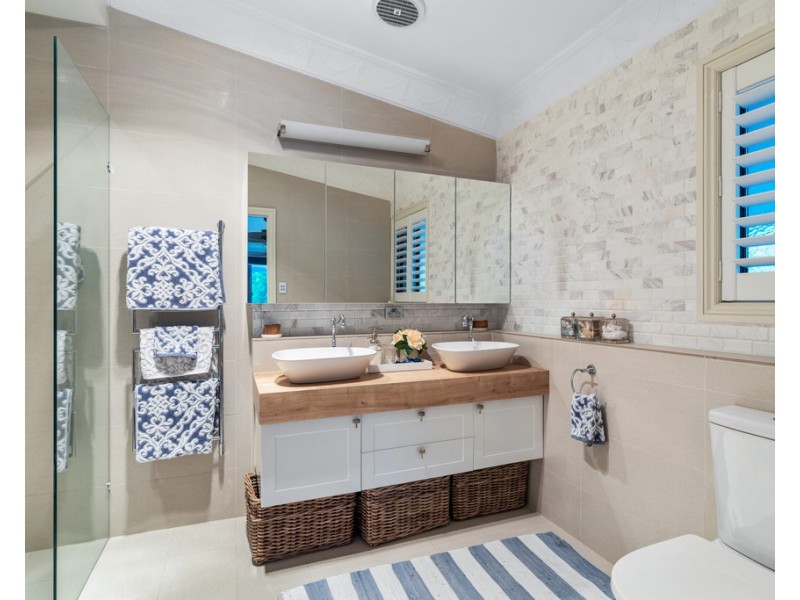 495 Glenview Road, Glenview QLD 4553