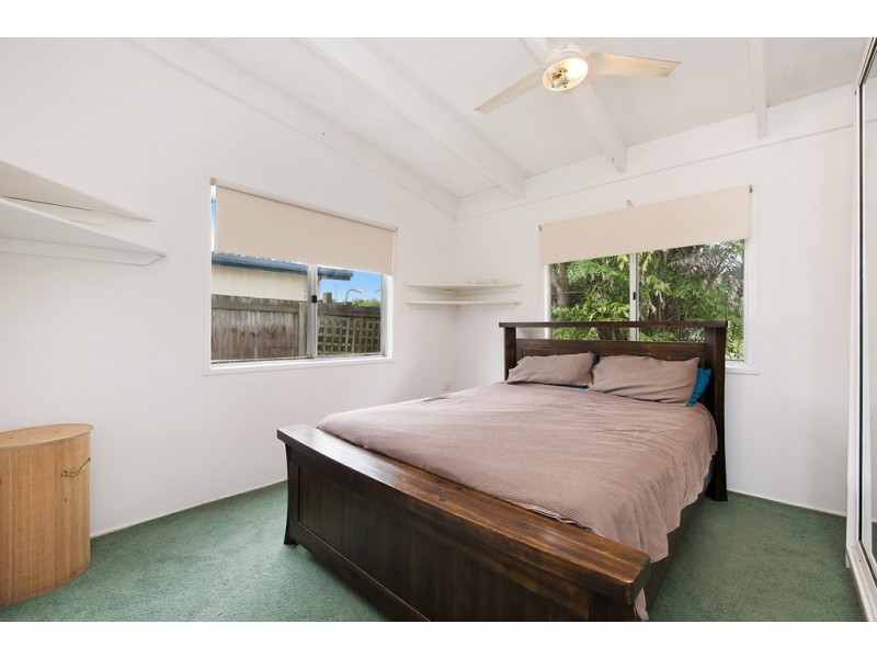 8 Sutherland Street, Dicky Beach QLD 4551