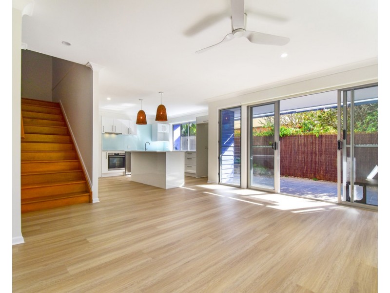 Unit 2/3 Bott Street, Dicky Beach QLD 4551