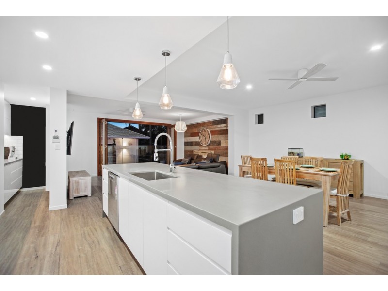 31 Nothling Street, Moffat Beach QLD 4551