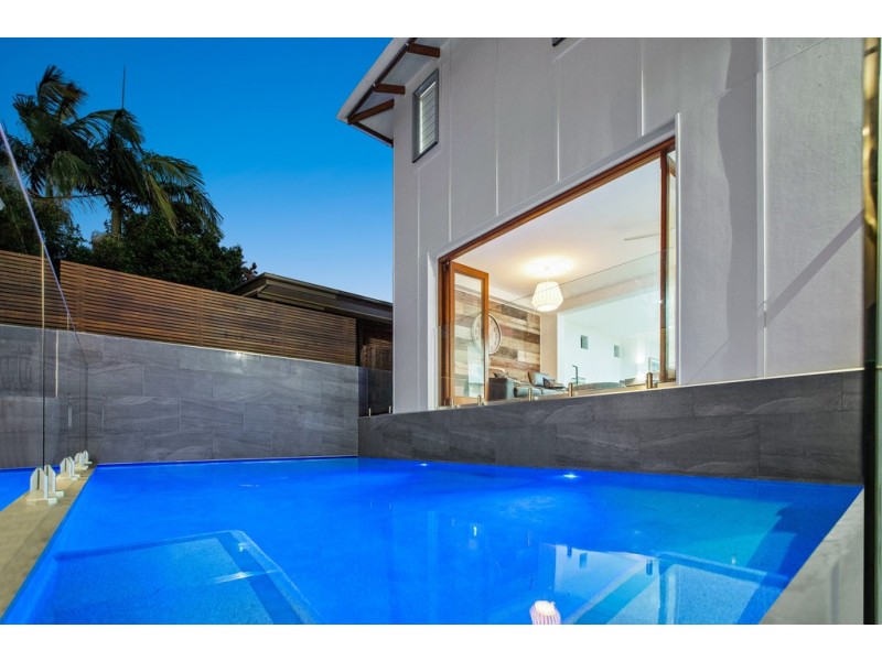 31 Nothling Street, Moffat Beach QLD 4551