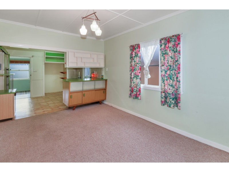 20 Kennedy Parade, Golden Beach QLD 4551