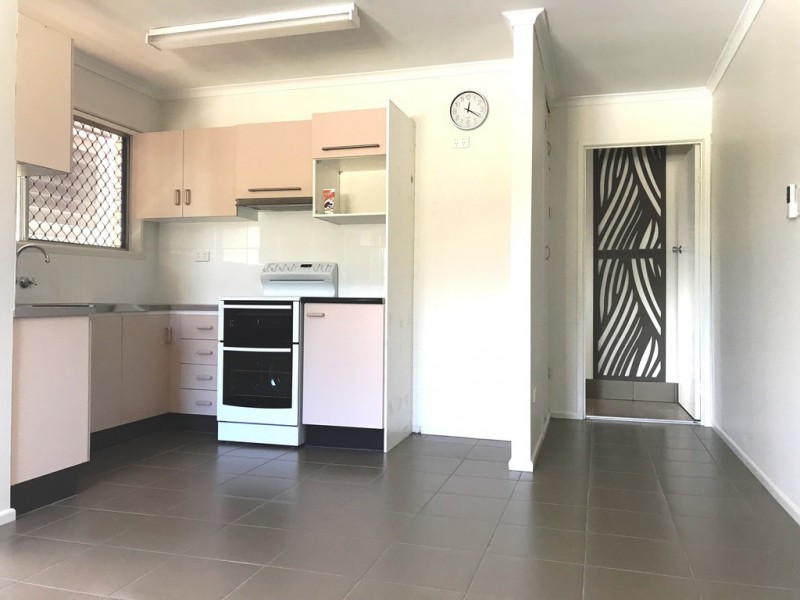 4/33b Burgess Street, Kings Beach QLD 4551