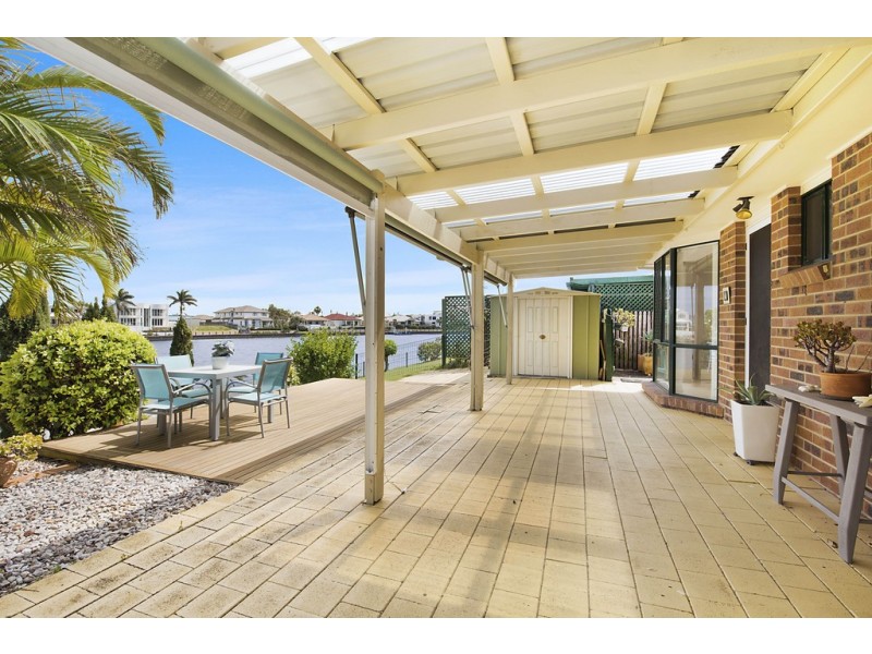 Unit 202/4 Melody Court, Warana QLD 4575