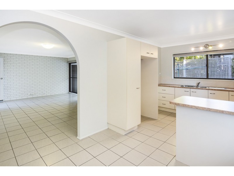 4 Furlong Drive, Moffat Beach QLD 4551