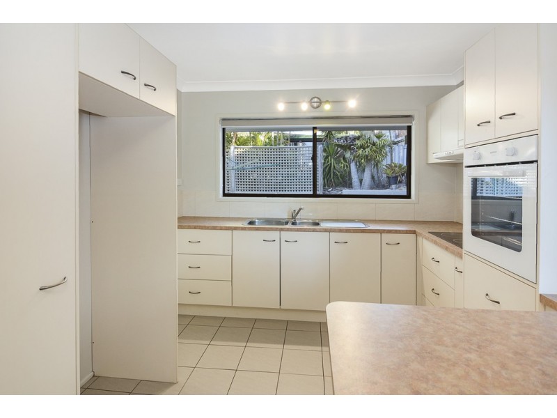 4 Furlong Drive, Moffat Beach QLD 4551