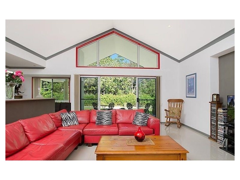 10 Bongaree Drive, Pelican Waters QLD 4551