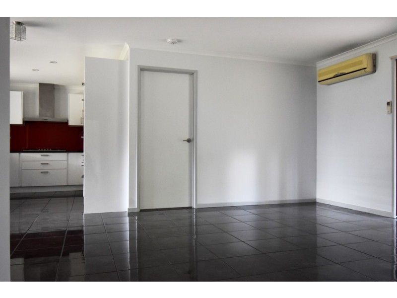 8 Amigh Road, Landsborough QLD 4550