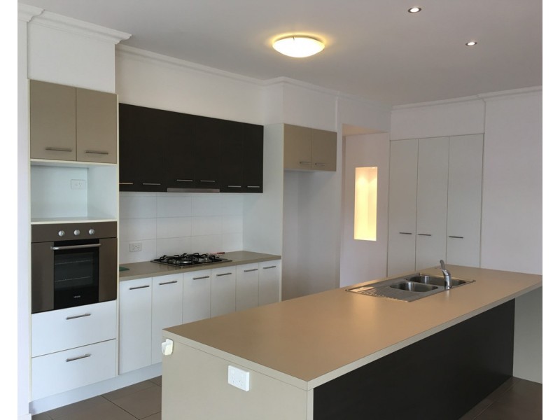 12 Kurrajong Crescent, Meridan Plains QLD 4551