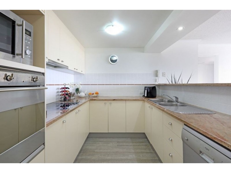 12/1 Millennium Circuit, Pelican Waters QLD 4551