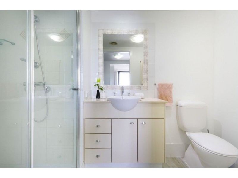 12/1 Millennium Circuit, Pelican Waters QLD 4551