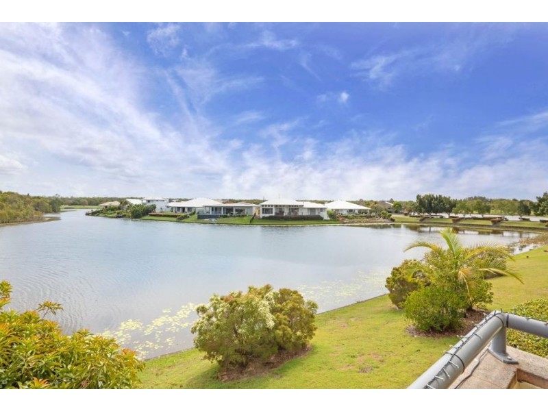 12/1 Millennium Circuit, Pelican Waters QLD 4551