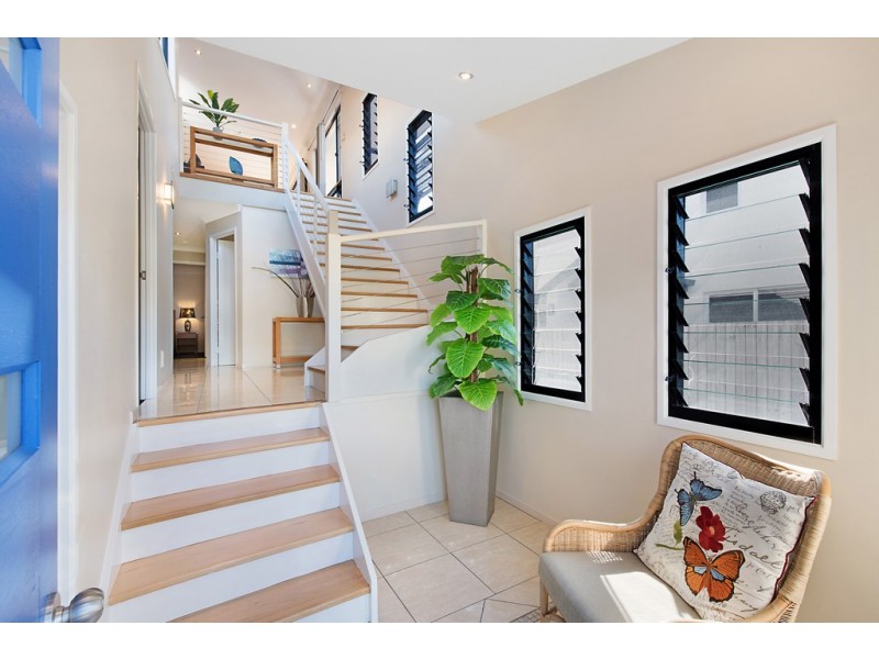 22 Seaview Terrace, Moffat Beach QLD 4551