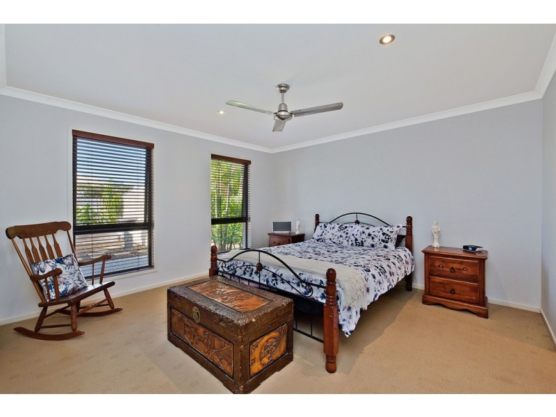 6 Bangalore Close, Caloundra West QLD 4551
