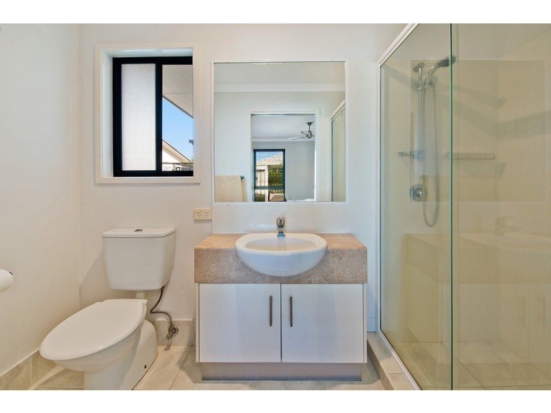 6 Bangalore Close, Caloundra West QLD 4551