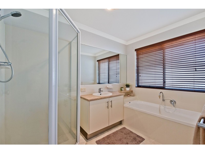 6 Bangalore Close, Caloundra West QLD 4551