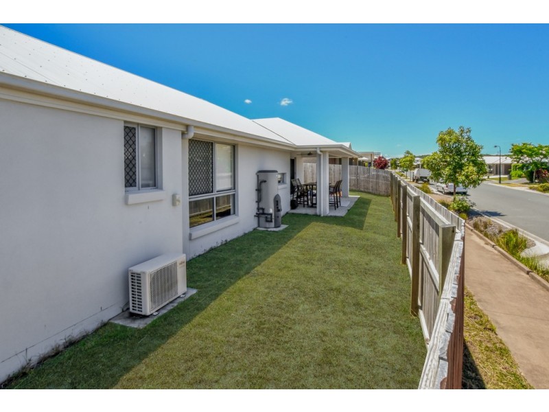 35 Sienna Street, Caloundra West QLD 4551