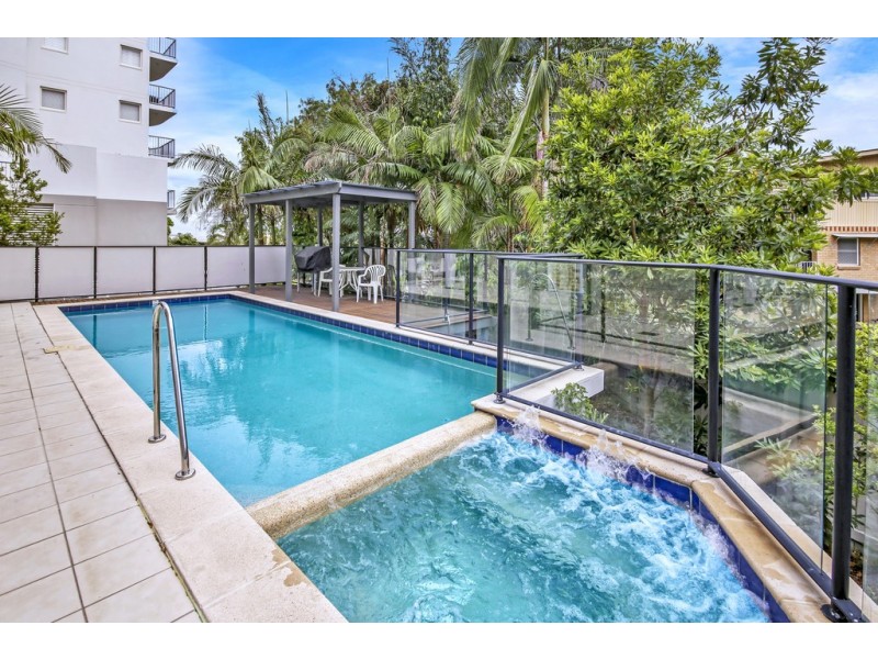 Unit 4/30 Canberra Terrace, Caloundra QLD 4551