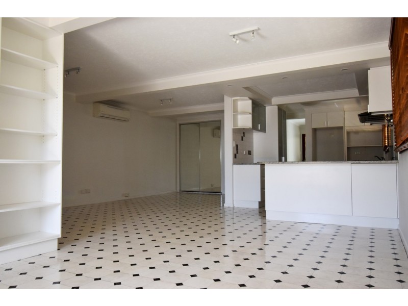 40 Roderick Street, Moffat Beach QLD 4551