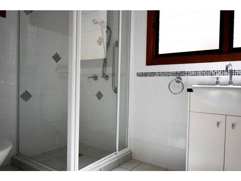 40 Roderick Street, Moffat Beach QLD 4551